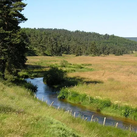 Gospodarstwo wiejskie De La Margeride *